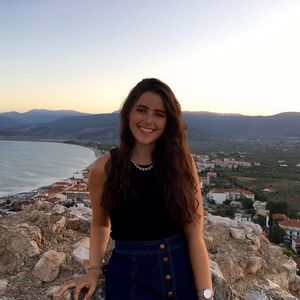Meet your Posher, Eva
